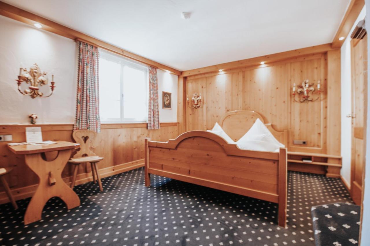 Hotel Boutique Am Rathaus - Reblaus 3*